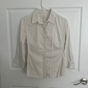 BR stretch button down